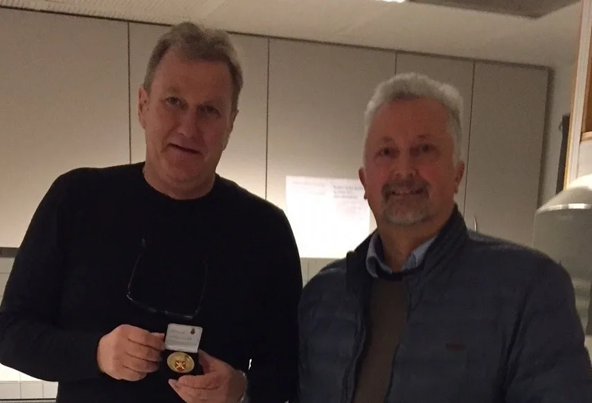 Dag Tallaksen mottok minnemynt fra CAC