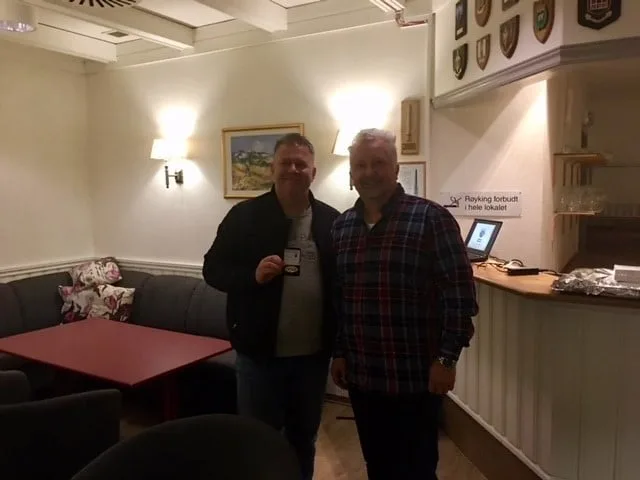 Tom Kristian Venger mottok minnemynt